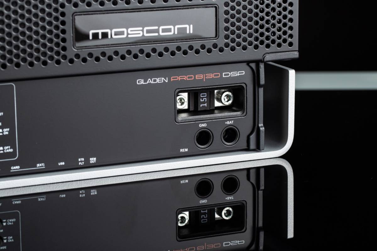 MOSCONI PRO 8 | 30 DSP 4 x115w @2ohm + 4x220w @2ohm